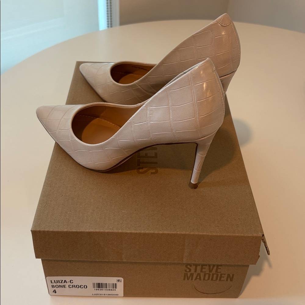 Steve Madden Cream Croco Stilettos